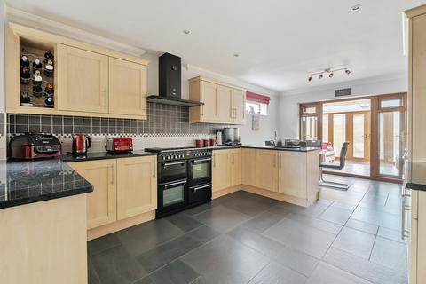 3 bedroom detached house for sale, Swanwick Lane, Swanwick, Hampshire, SO31