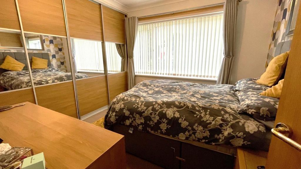 Ground floor bedroom 2