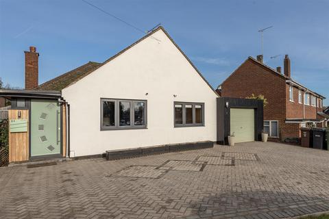 4 bedroom detached bungalow for sale, Park Rise, Harpenden