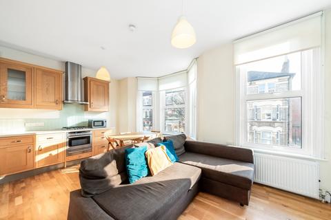 2 bedroom apartment to rent, Sandmere Road,  London, SW4