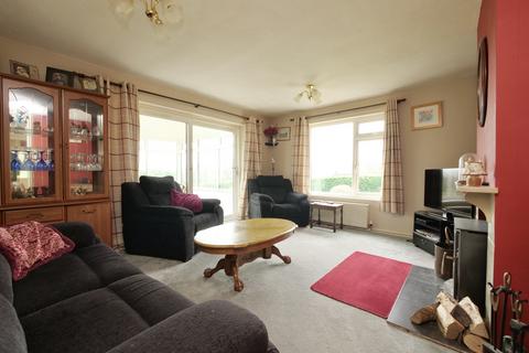 4 bedroom detached bungalow for sale, Compton Abbas, Shaftesbury - Rural Location