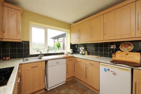 4 bedroom detached bungalow for sale, Compton Abbas, Shaftesbury - Rural Location