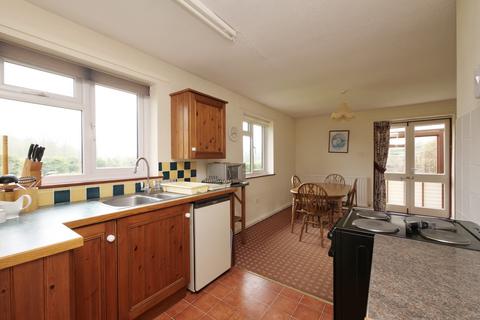 4 bedroom detached bungalow for sale, Compton Abbas, Shaftesbury - Rural Location