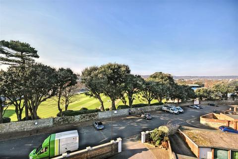 2 bedroom flat for sale, Chiswick Place, Eastbourne
