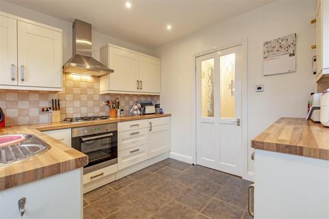 3 bedroom semi-detached house for sale, Pinfold Road, Tideswell, Buxton