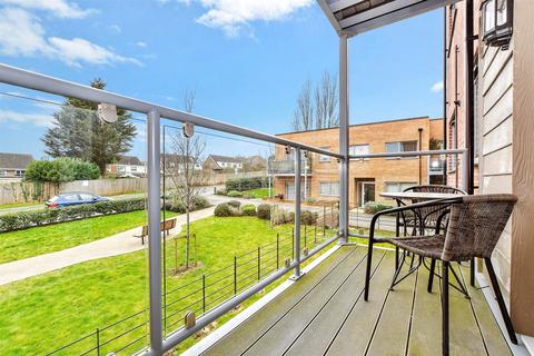 19 Discovery Drive, Swanley, BR8 8FB