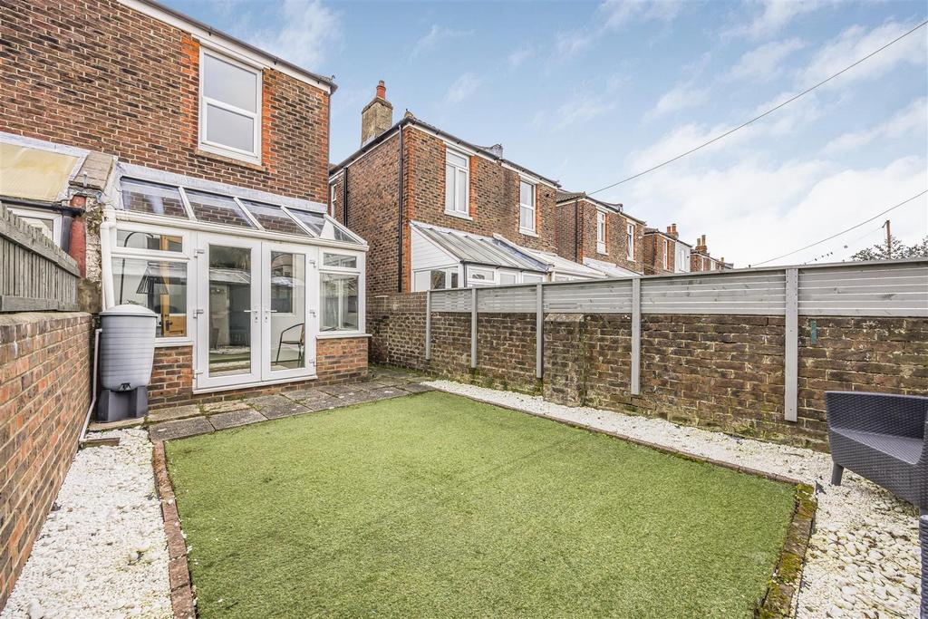 37 Lynton Grove, Baffins-Portico Marketing-Sold By-2