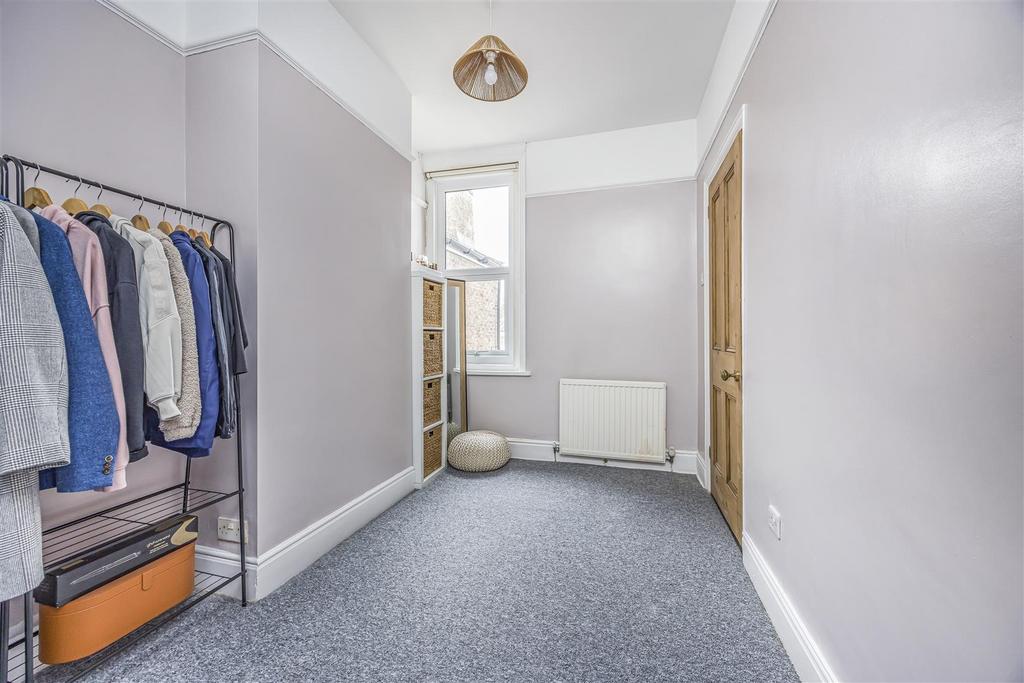 37 Lynton Grove, Baffins-Portico Marketing-Sold By-1