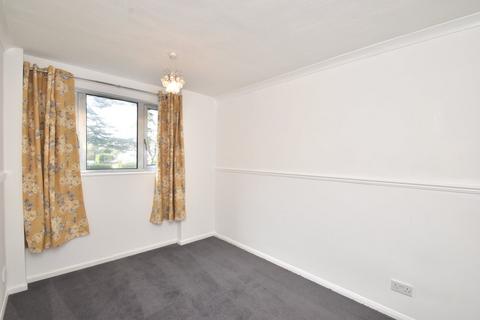 2 bedroom apartment for sale, Brockley Combe, Weybridge, KT13