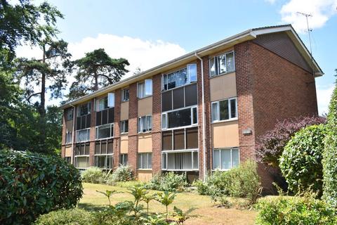 undefined, Brockley Combe, Weybridge, KT13