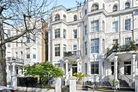 2 bedroom apartment to rent, Colville Gardens, London, W11