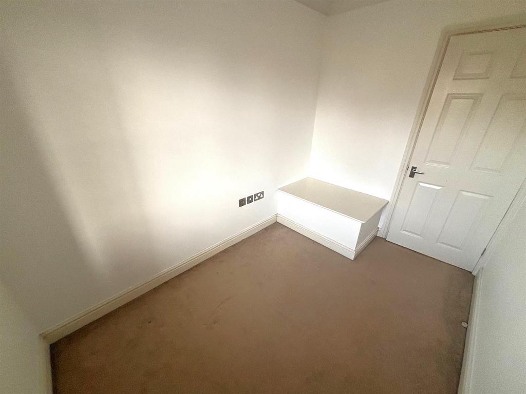 Station Bedroom 3.3.jpg