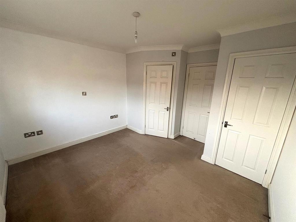 Station Bedroom 1.jpg