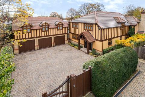 4 bedroom detached house for sale, Heathley End, Chislehurst