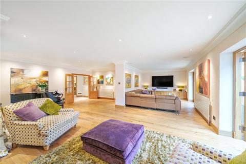 4 bedroom detached house for sale, Heathley End, Chislehurst