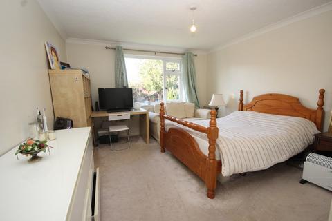 3 bedroom apartment for sale, Grosvenor Road, WESTBOURNE, BH4