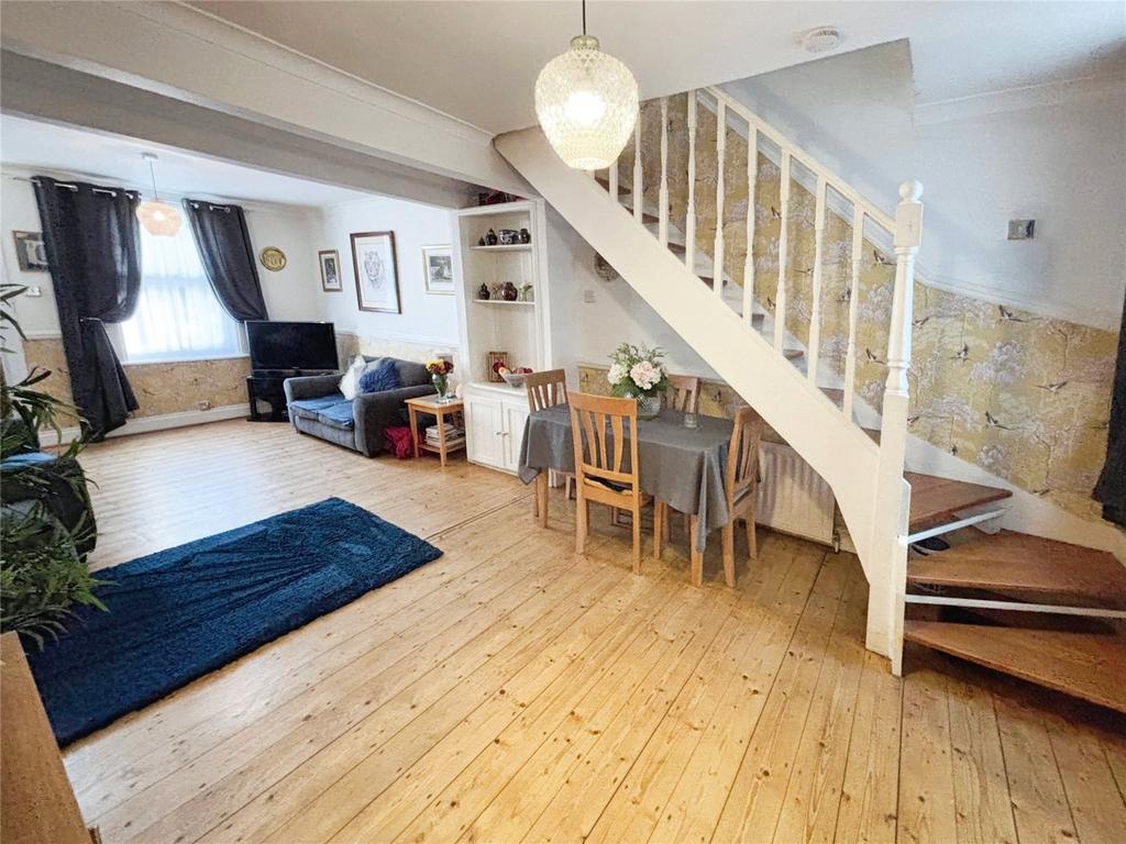 Living/Dining Room