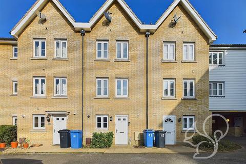 4 bedroom townhouse for sale, Dove House Meadow, Great Cornard