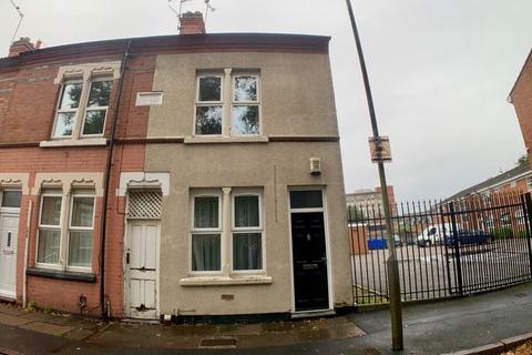 3 bedroom terraced house to rent, Grasmere Street, Leicester LE2