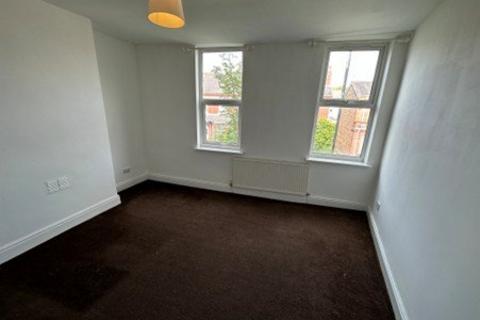 3 bedroom house to rent, Stamford Street, Old Trafford, Manchester, M16