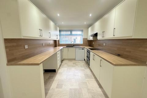 3 bedroom terraced house for sale, Kinver Close, Bolton, BL3