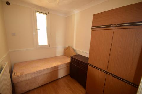 2 bedroom flat to rent, Apartment A, Beach Road, South Shields