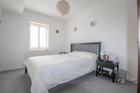 17 Taylors View, Trowbridge, BA14 8TG