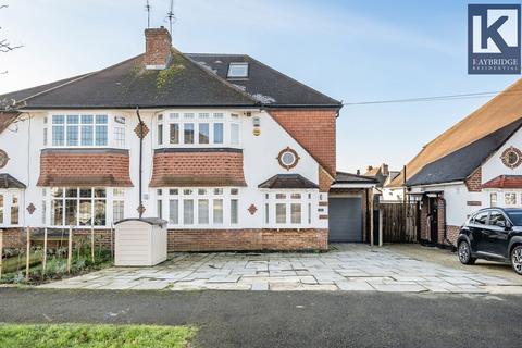 83 Seaforth Gardens, Epsom, KT19 0LP