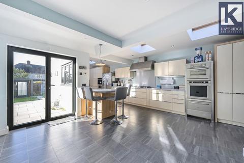 83 Seaforth Gardens, Epsom, KT19 0LP