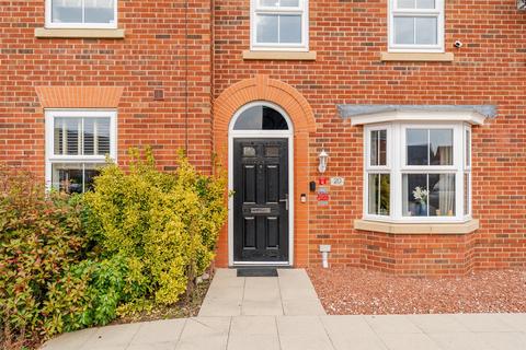 3 bedroom semi-detached house for sale, Telford Road, Northwich