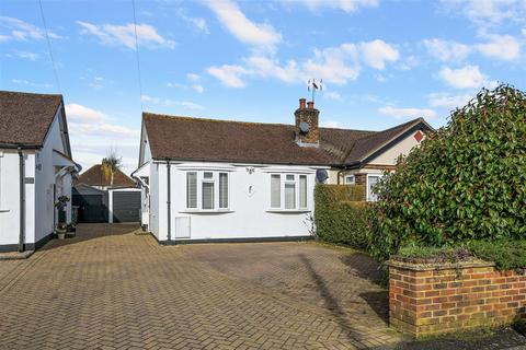 2 bedroom semi-detached bungalow for sale, Beckenshaw Gardens, Banstead