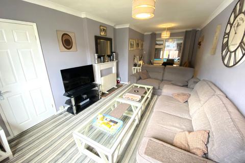 3 bedroom townhouse for sale, 77 Springfield Lane, Thornham, Royton, OL2