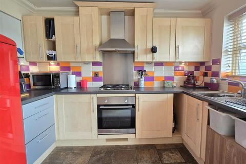 4 bedroom terraced house for sale, Main Street, Hilton, Derby