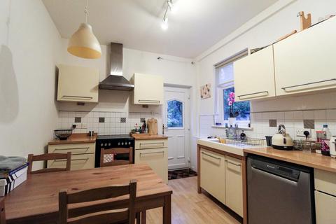 3 bedroom end of terrace house to rent, Withington, Manchester M20