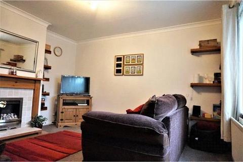 3 bedroom terraced house to rent, Winrose Hill, Leeds LS10