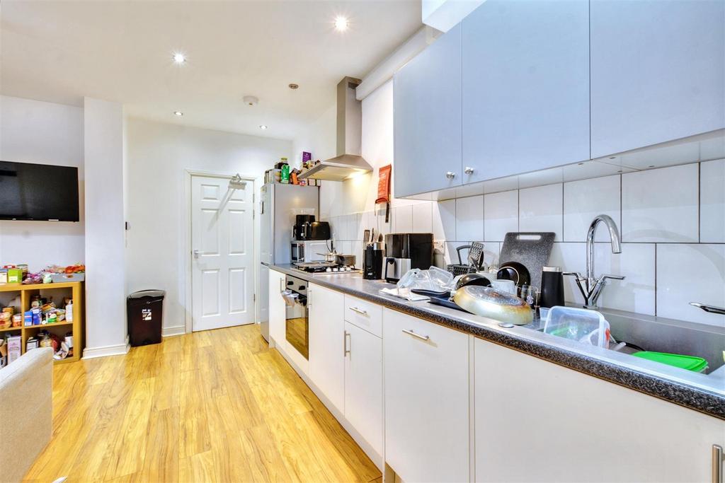 Kitchen Living 3.jpeg