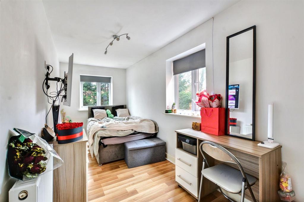 Bedroom 4.jpeg