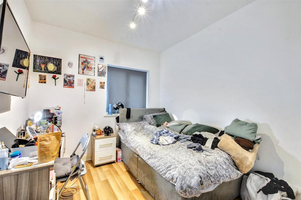 Bedroom 2.jpeg