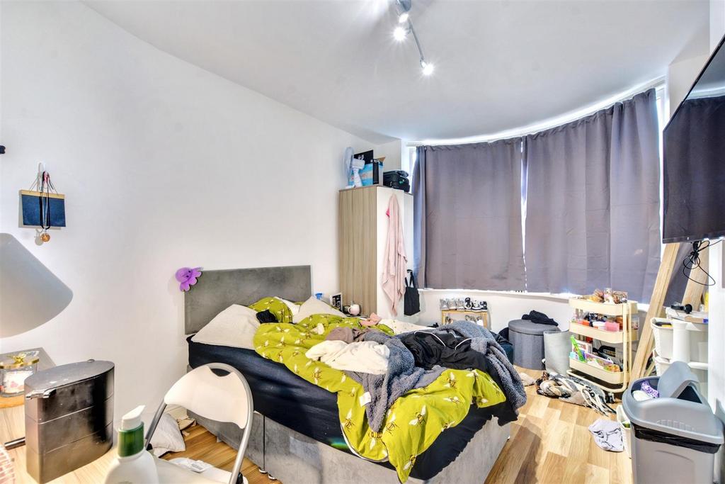 Bedroom 1.jpeg