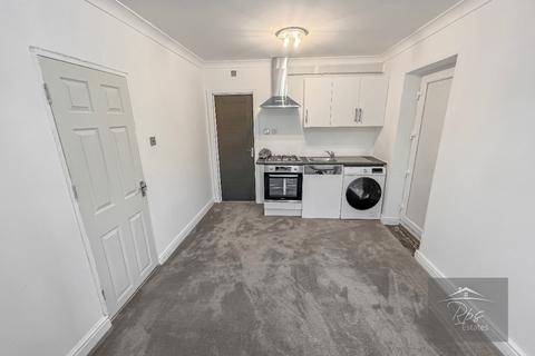 Studio to rent, Hayes UB3