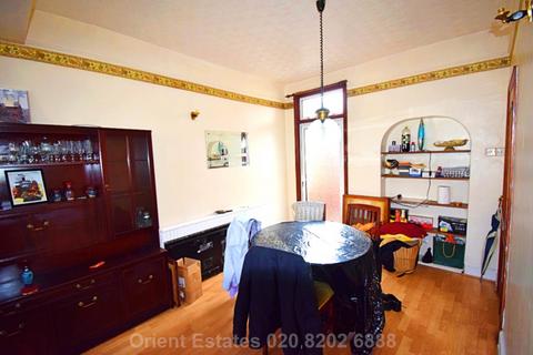 3 bedroom semi-detached house for sale, Audley Road, London