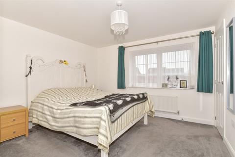 2 bedroom semi-detached house for sale, Tettenhall Way, Faversham, Kent