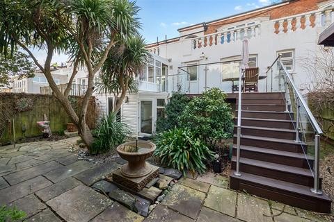5a Channel View, Bexhill-on-sea, TN40 1JT