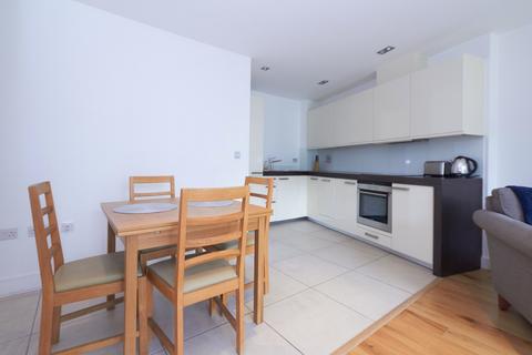 2 bedroom flat for sale, Times Square, City Quarter, London