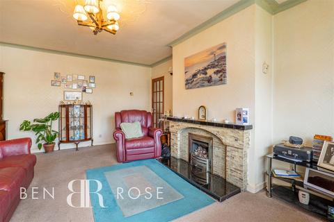 206 Cop Lane, Penwortham, Preston, PR1 9AB