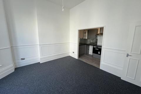 1 bedroom flat to rent, Church Road, St Leonards on sea