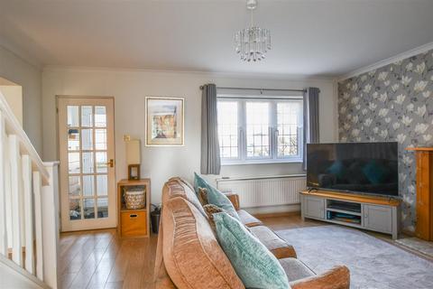 39 Broadlake Close, London Colney, St Albans, AL2 1NS