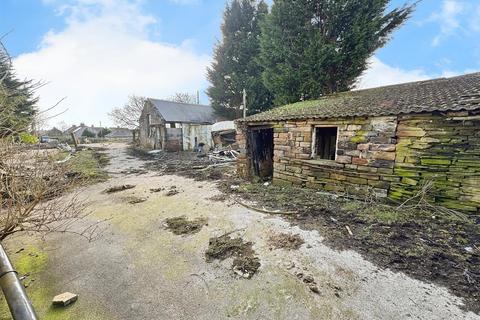 6 bedroom property with land for sale, Windmill Farm, Burned Road, Shelf, Halifax