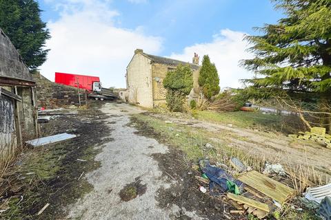 6 bedroom property with land for sale, Windmill Farm, Burned Road, Shelf, Halifax