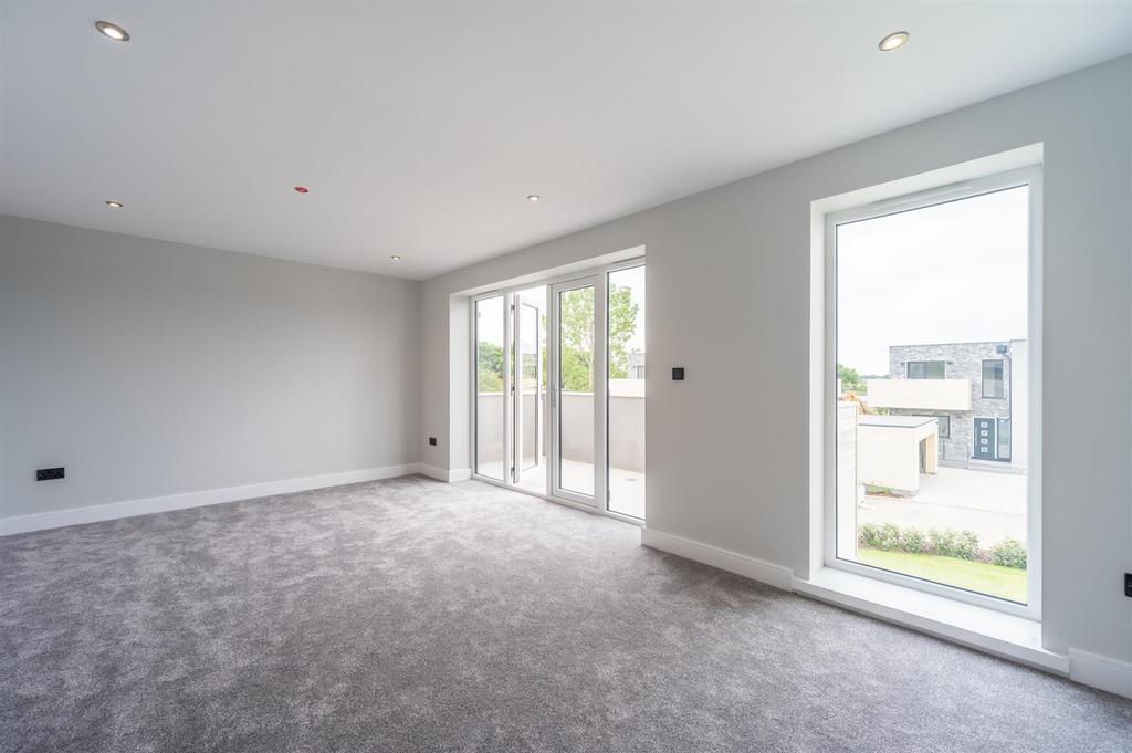 Plot 5 Yacht Haven 21 16.jpg